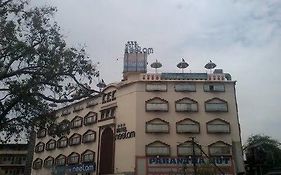 Neelam Hotel Jaipur